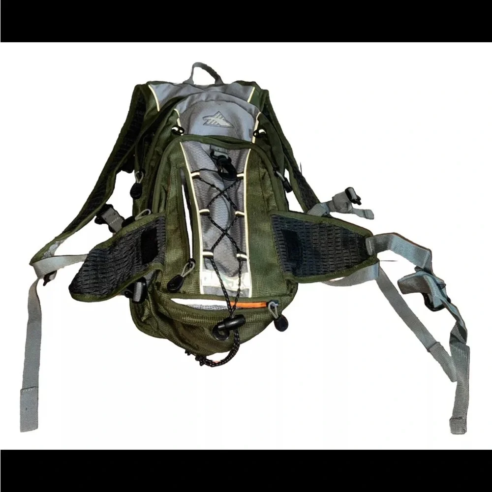 High Sierra Air Mesh Back Hydration Green/Gray Hiking Carry Padded Backpack. NN